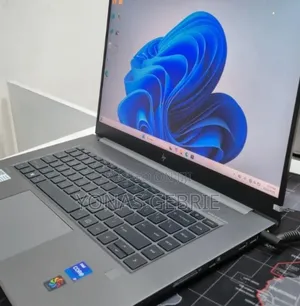 New Laptop HP 32GB Intel Core i7 SSD 1T