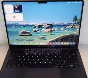New Laptop Apple MacBook Pro 2025 M5 16GB Apple M5 Pro SSD 512GB