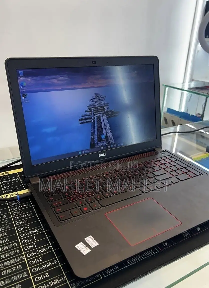 New Laptop Dell Inspiron 15 5577 16GB Intel Core i7 SSD 512GB
