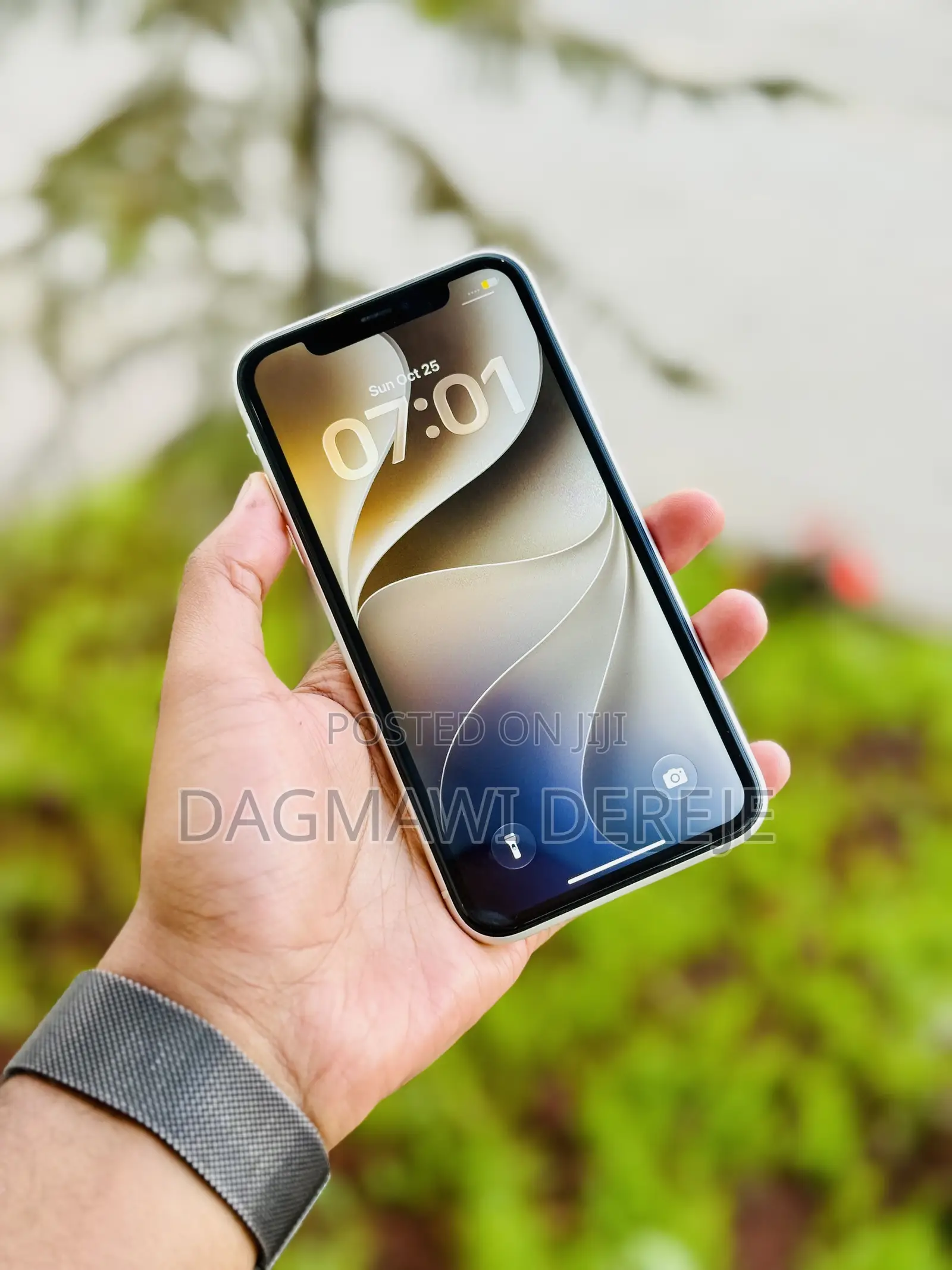 New Apple iPhone 11 64 GB White