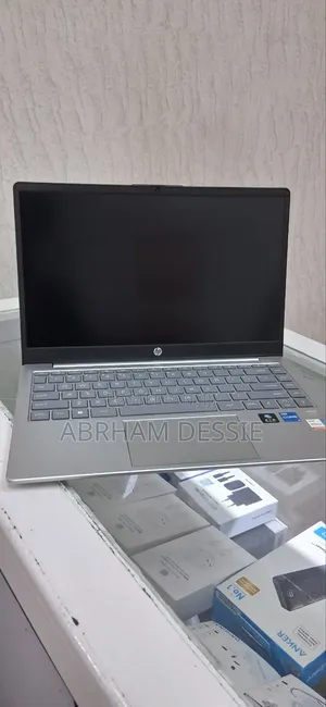 New Laptop HP 16GB Intel Core i5 SSD 1T