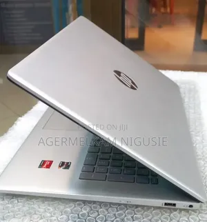 New Laptop HP Stream Notebook 8GB AMD Ryzen 5 SSD 512GB