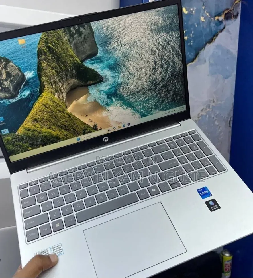 New Laptop HP Stream Notebook 16GB Intel Core i7 SSD 1T
