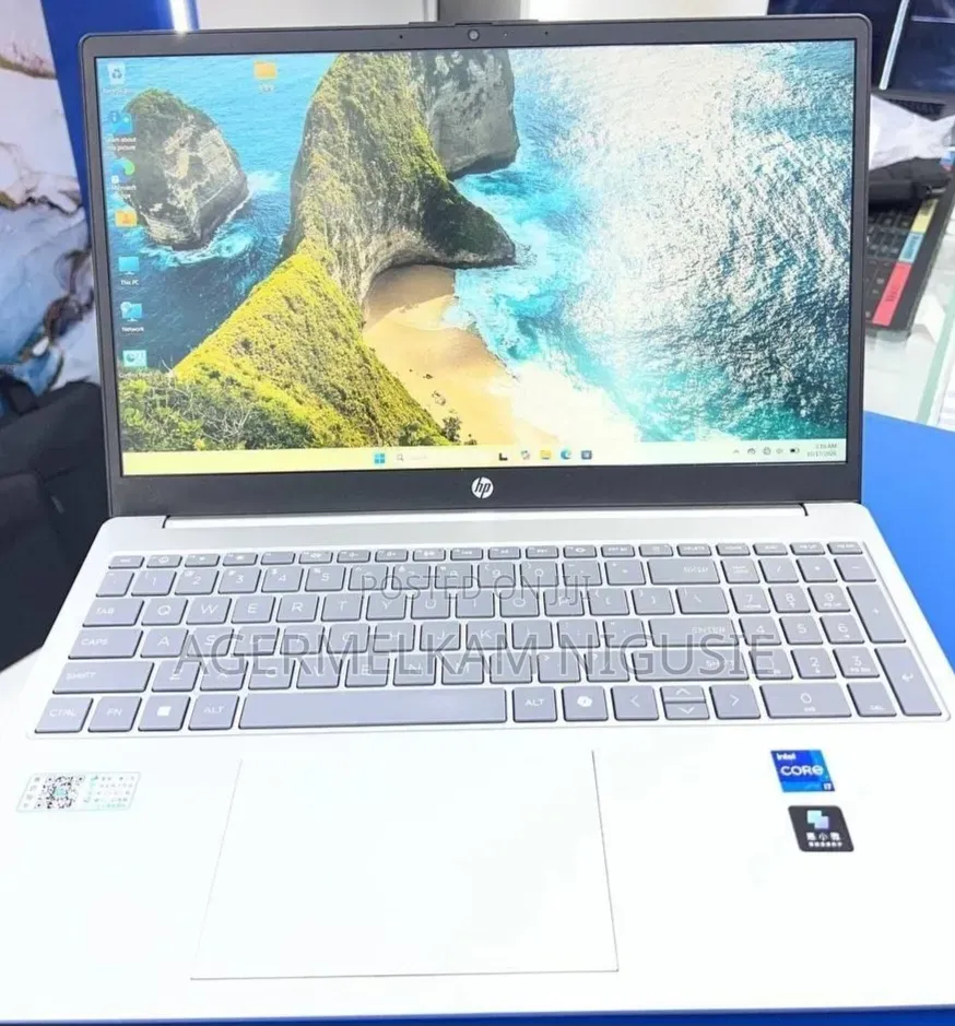 New Laptop HP Stream Notebook 16GB Intel Core i7 SSD 1T