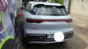 BYD Yuan Up 2025 Ivory