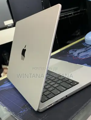 Laptop Apple MacBook Pro 2020 M1 32GB Apple M1 Pro SSD 512GB