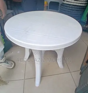 Best Quality Plastic Table