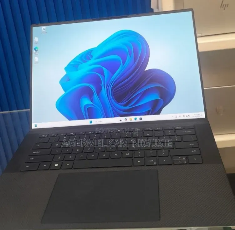 New Laptop Dell XPS 15 16GB Intel Core i7 SSD 512GB
