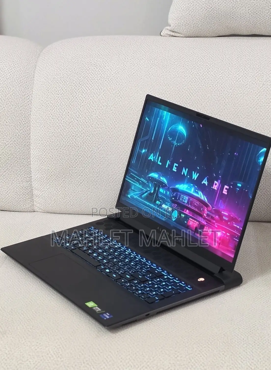 New Laptop Alienware M18 R2 32GB Intel Core i9 SSD 2T