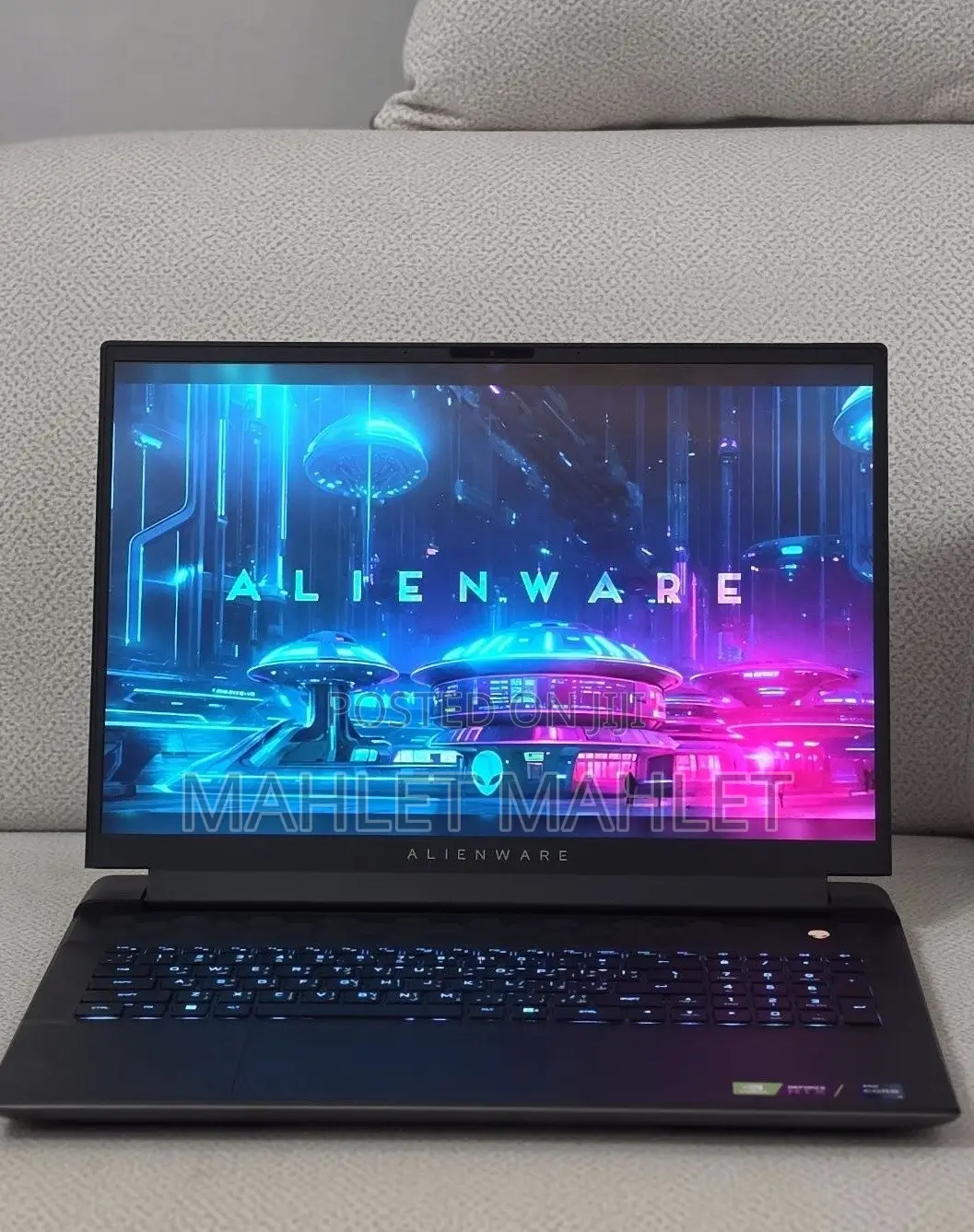 New Laptop Alienware M18 R2 32GB Intel Core i9 SSD 2T