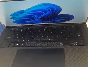 New Laptop Dell XPS 15 16GB Intel Core i7 SSD 512GB