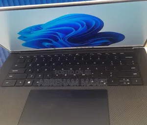 New Laptop Dell XPS 15 16GB Intel Core i7 SSD 512GB