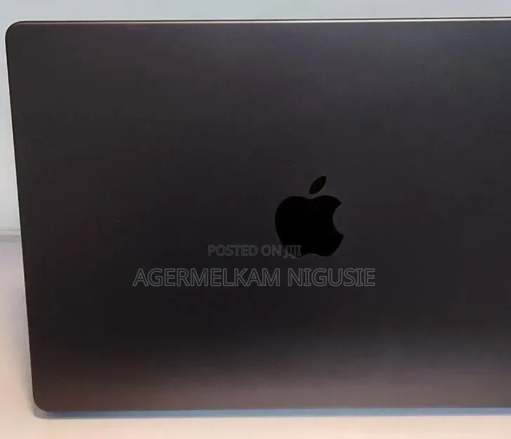 New Laptop Apple MacBook Air 2026 M5 16GB Intel Core Ultra 7 SSD 512GB