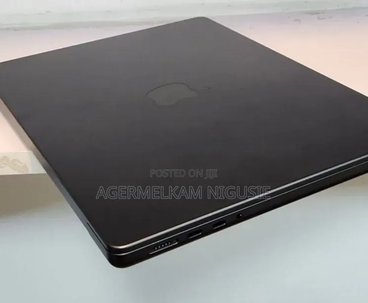 New Laptop Apple MacBook Air 2026 M5 16GB Intel Core Ultra 7 SSD 512GB
