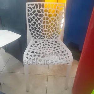 Plastic Chire
