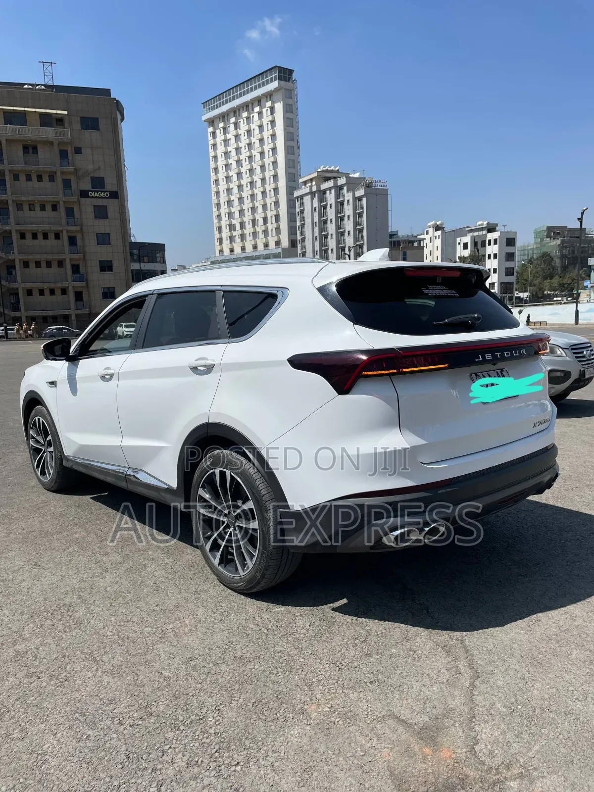 Jetour X70 Plus 2022 White