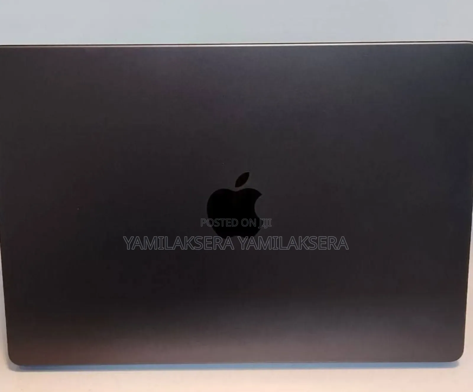 New Laptop Apple MacBook Pro 2025 M5 16GB Apple M5 SSD 512GB