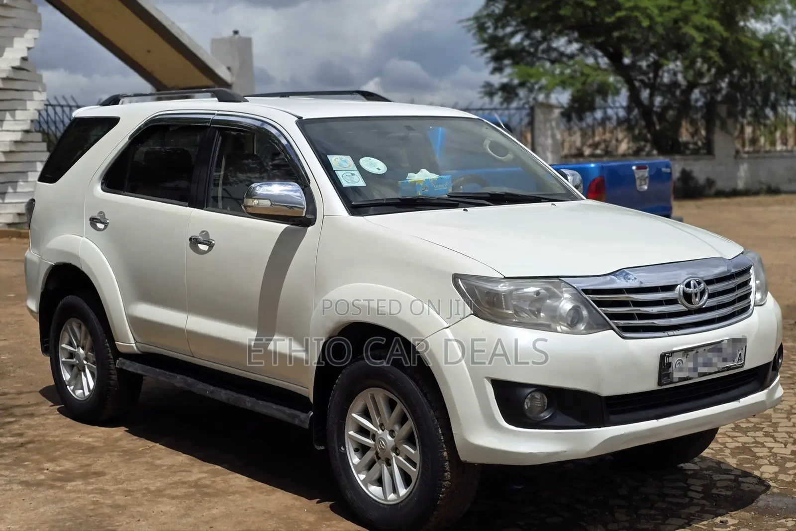 Toyota Fortuner 2012 White