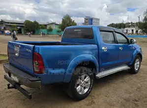 Toyota Hilux 2007 Blue