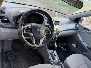 Hyundai Accent 2014 Silver