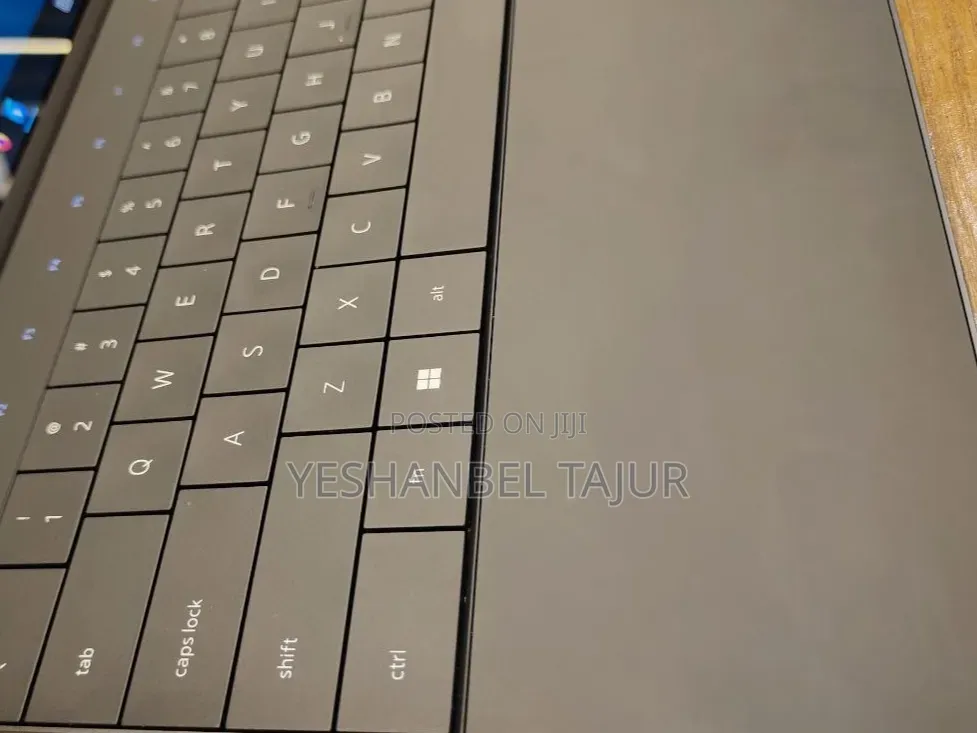 New Laptop Dell XPS 15 32GB Intel Core i7 SSD 512GB