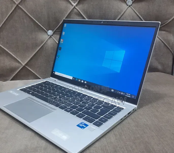 New Laptop HP EliteBook 840 16GB Intel Core i5 SSD 512GB