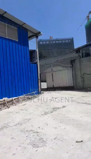 ኪራይ ለመኪና ለጋራዥ : ለመኪና ማከማቻ ወይም ለማንኛውም ማምረቻ የሚሆን