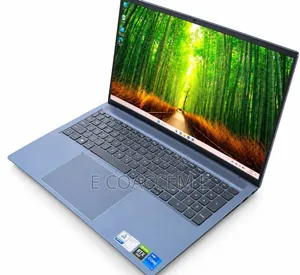 New Laptop Dell Inspiron 16 7610 16GB Intel Core i7 SSD 512GB