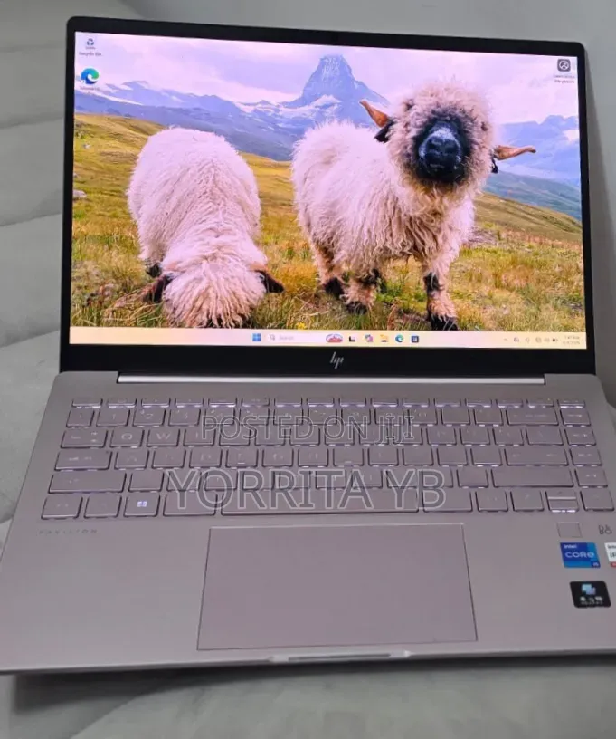 New Laptop HP Envy x360 16GB Intel Core i5 SSD 1T