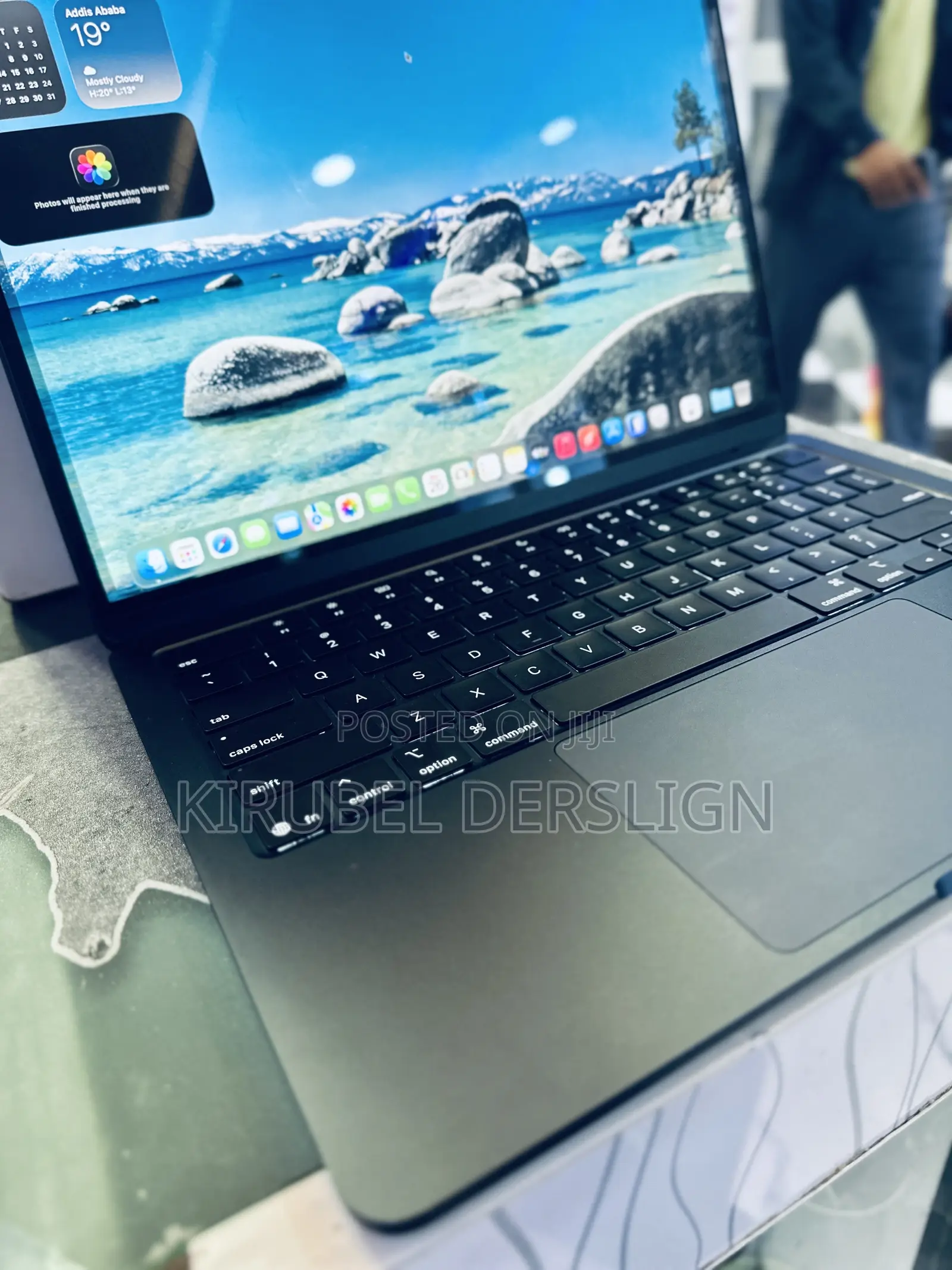 New Laptop Apple MacBook Air 2025 M4 16GB Apple M4 SSD 256GB