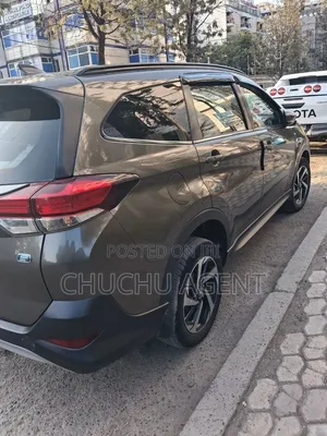 Toyota Rush 2022 Gray