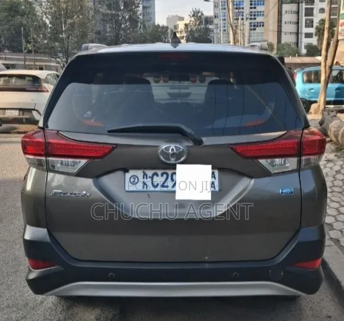Toyota Rush 2022 Gray
