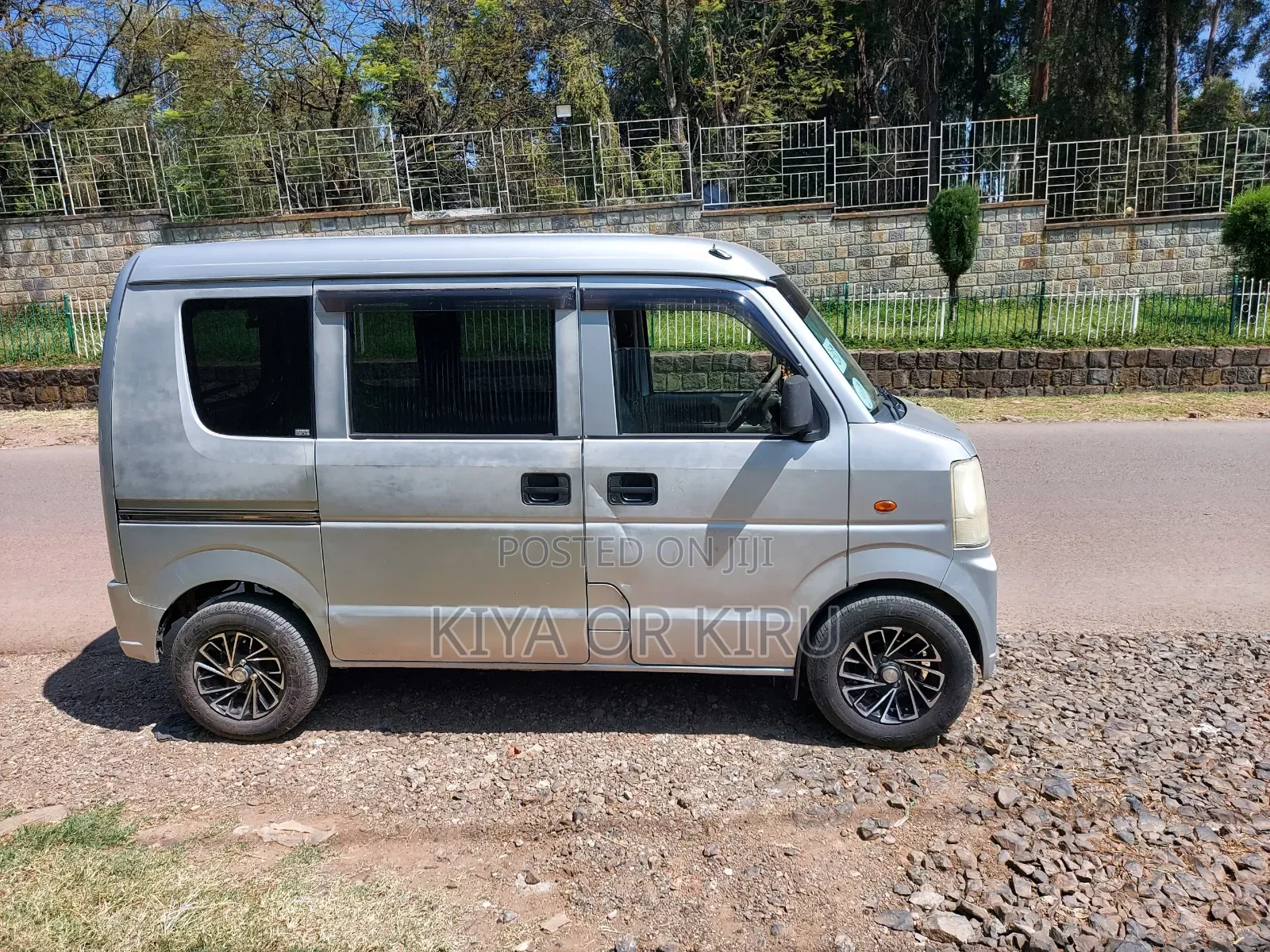 Suzuki Every Wagon 2012 Silver