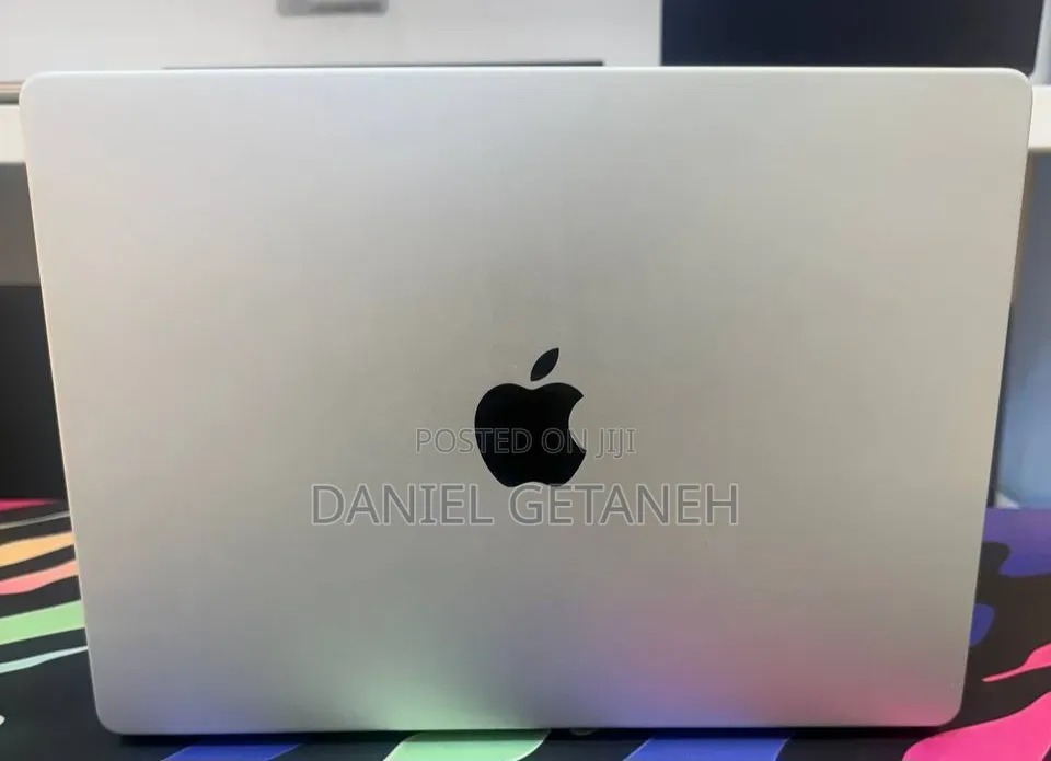 New Laptop Apple MacBook Pro 2021 M1 16GB Intel Core Ultra 7 SSD 512GB