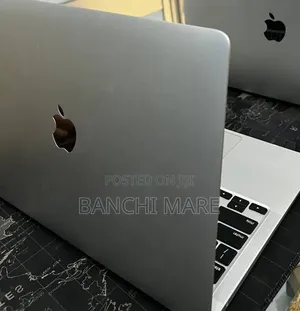 New Laptop Apple MacBook Air 2020 M1 16GB Apple M1 SSD 512GB