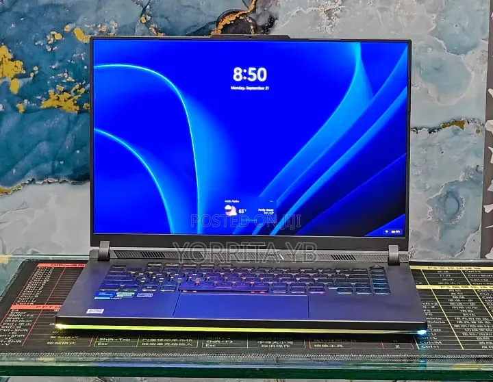 New Laptop Asus ROG Strix G16 16GB Intel Core i7 SSD 1T