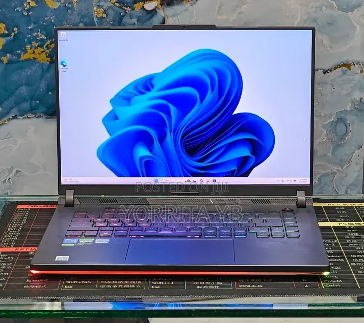 New Laptop Asus ROG Strix G16 16GB Intel Core i7 SSD 1T