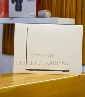 New Laptop Apple MacBook Air 2026 M5 16GB Apple M5 SSD 512GB