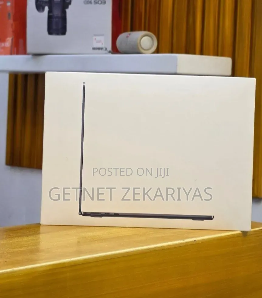 New Laptop Apple MacBook Air 2026 M5 16GB Apple M5 SSD 512GB