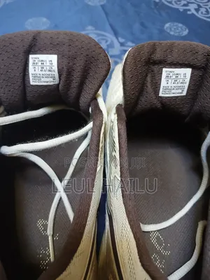 ASICS Size 44
