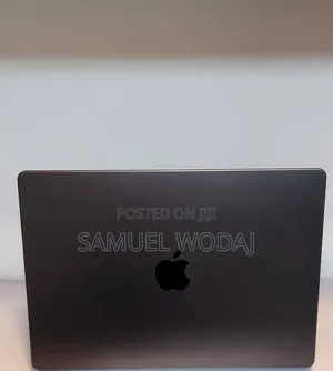 New Laptop Apple MacBook Pro 2017 16GB Apple M5 Pro SSD 512GB