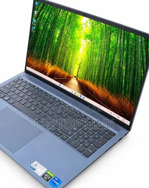 New Laptop Dell Inspiron 16 7610 16GB Intel Core i7 SSD 512GB
