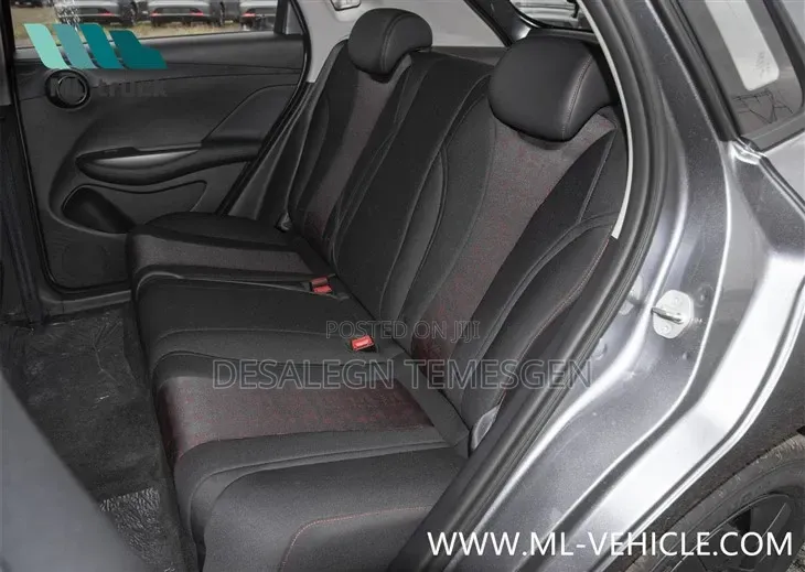 BYD E2 43 kWh 94 hp FWD 2024 Gray