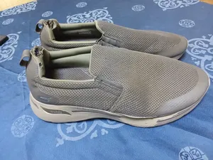SKECHERS. Size 45.5