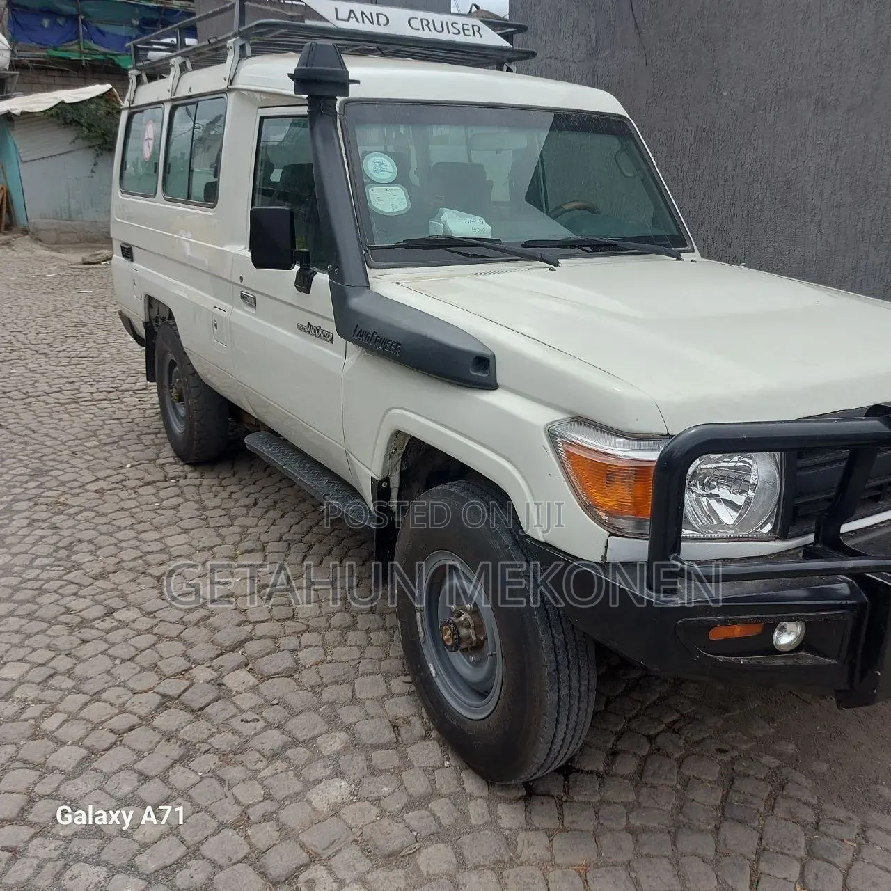 Toyota Land Cruiser 2012 White