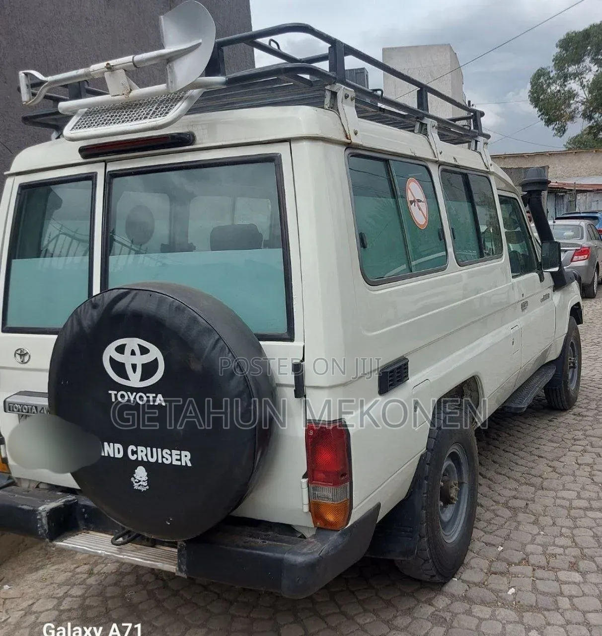Toyota Land Cruiser 2012 White