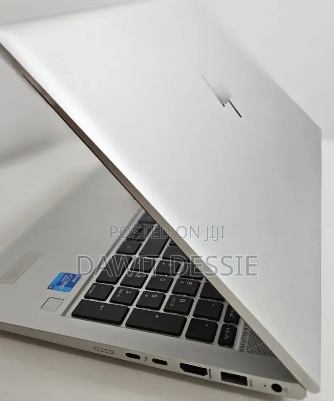 New Laptop HP EliteBook 850 G8 16GB Intel Core i7 SSD 512GB