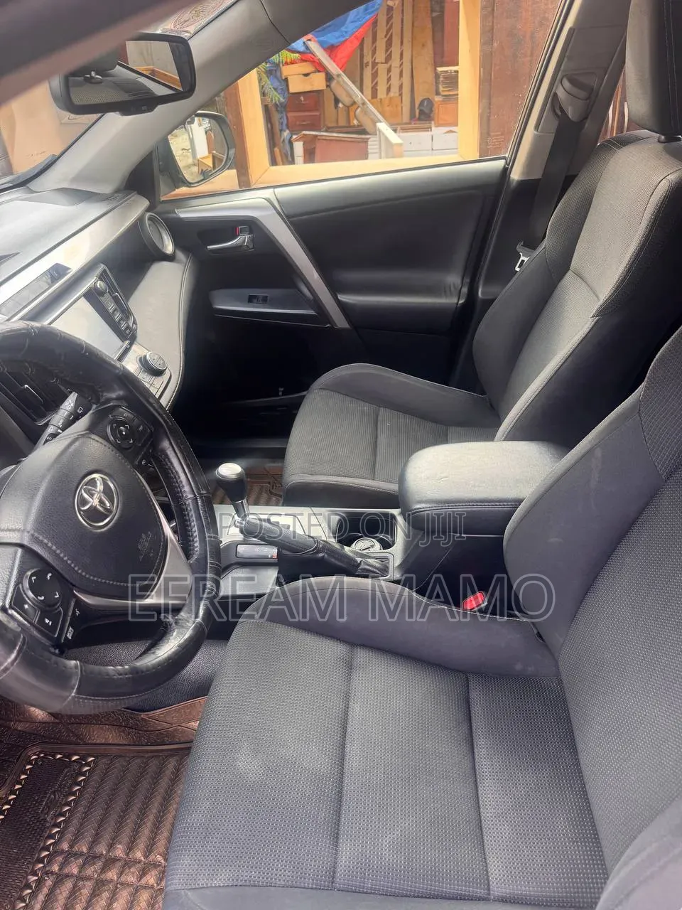 Toyota RAV4 2017