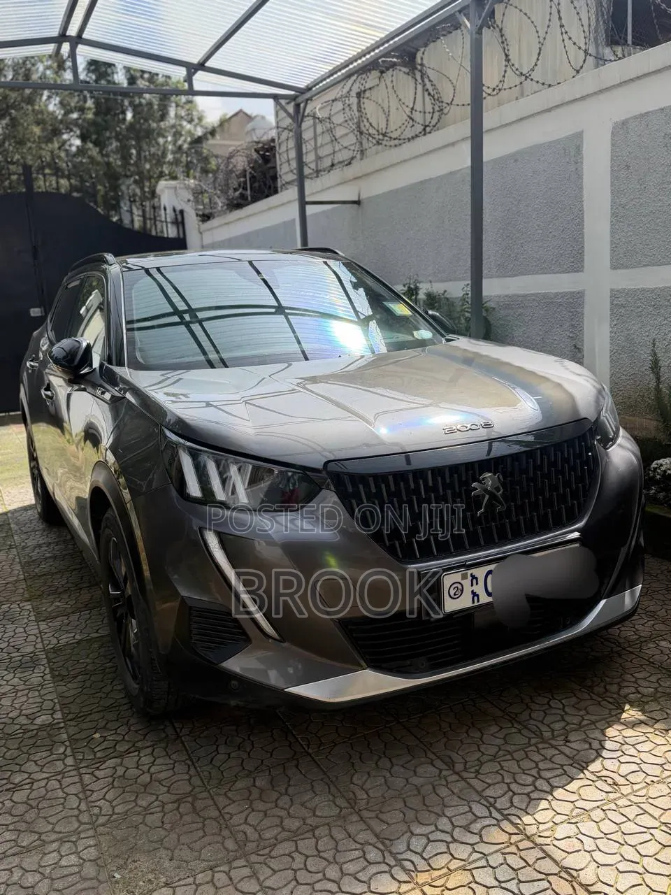 Peugeot 2008 2022 Gray