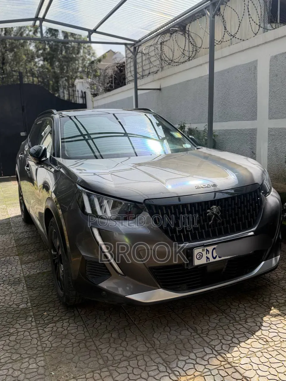 Peugeot 2008 2022 Gray